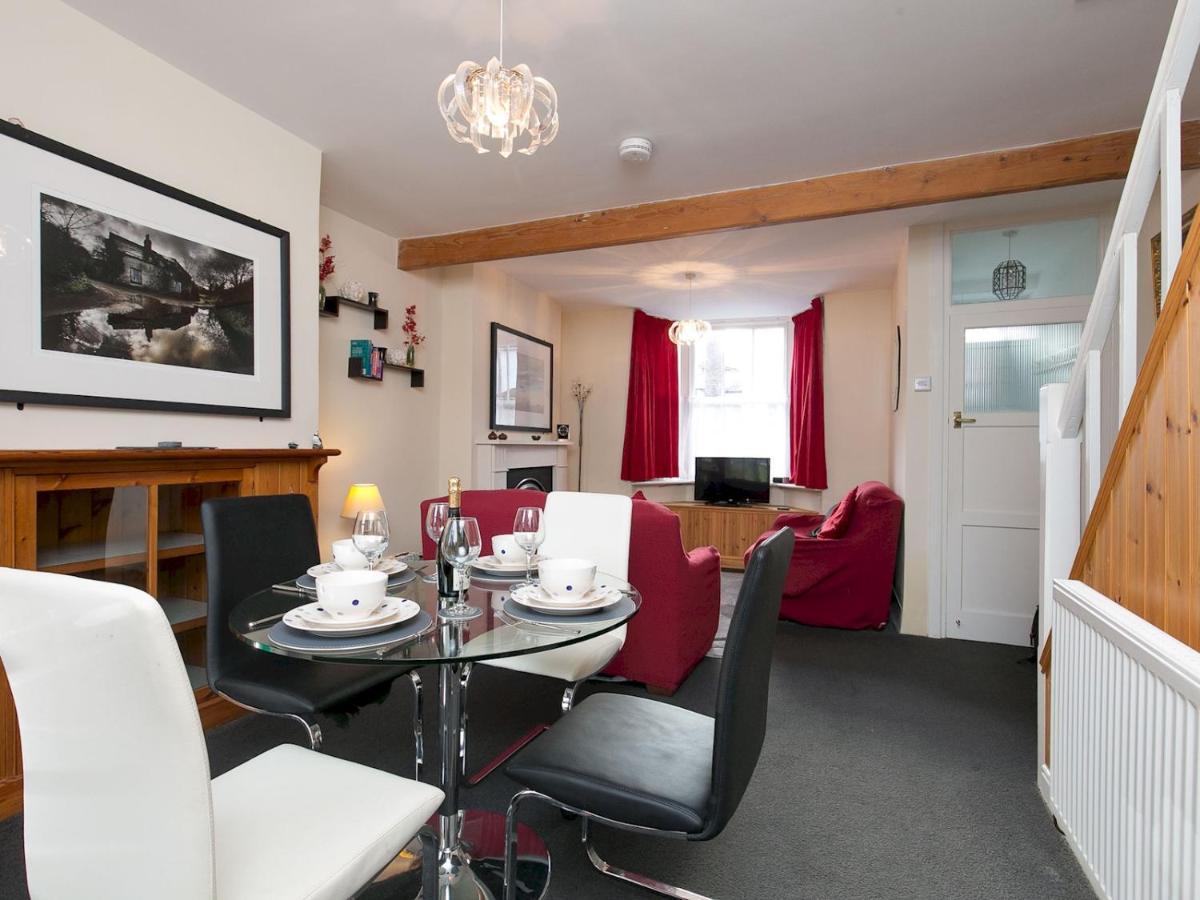 Pass The Keys Comfortable Stone Built Cottage In Menai Bridge Exterior foto